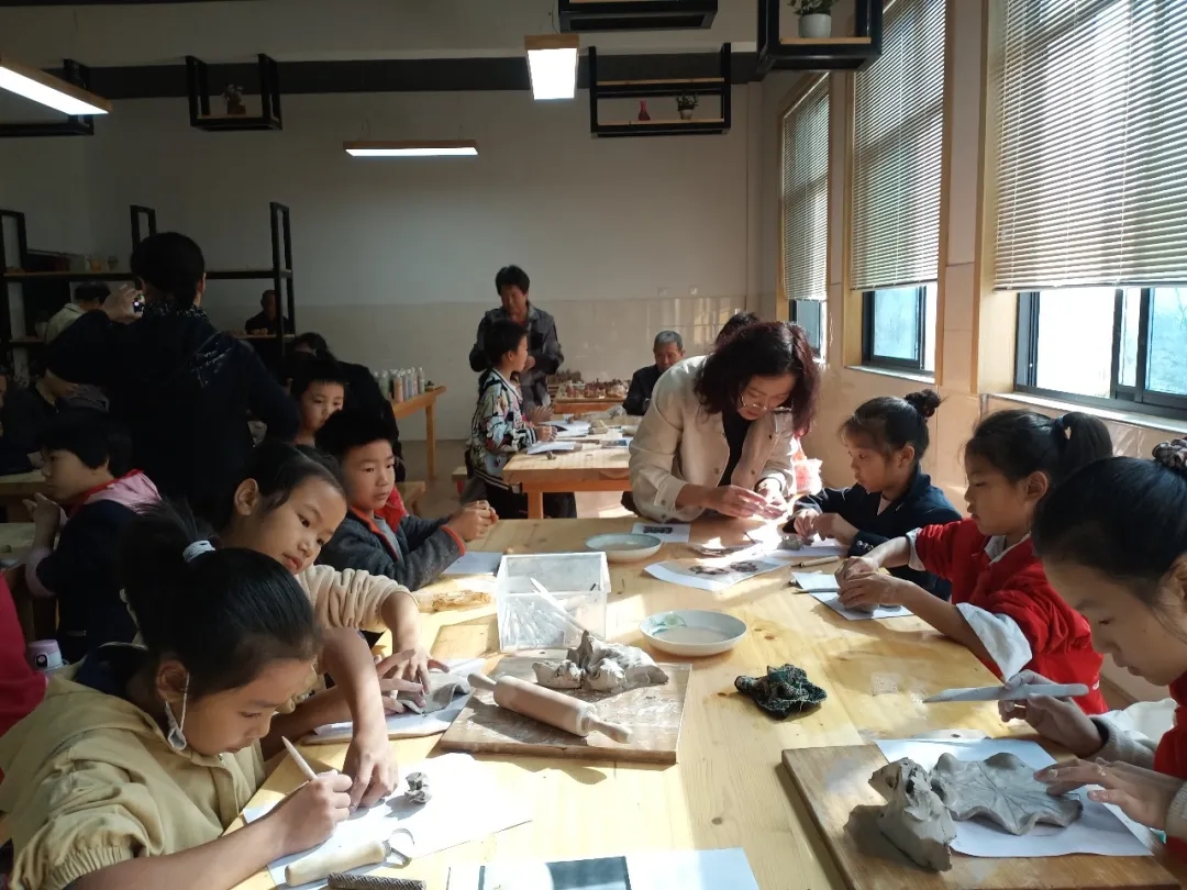 1666497458180545.jpg 1666497458180545.jpg