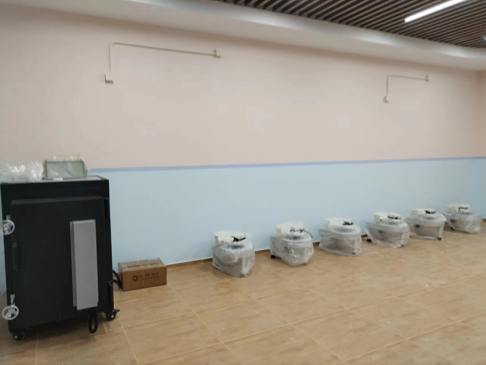 1701235056888171.jpg 1701235056888171.jpg